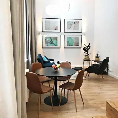 Apartment Ecru Luxurious Center Near Piotrkowska