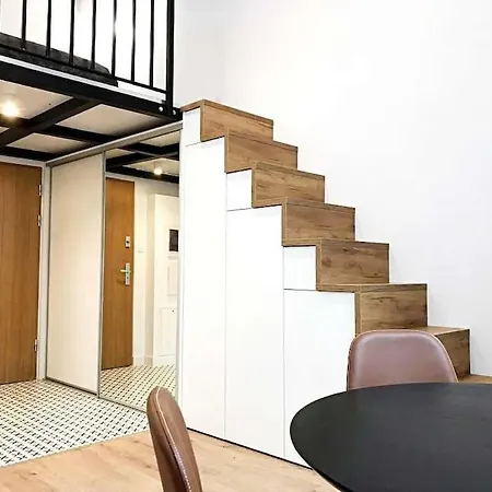 Ecru Luxurious Center Near Piotrkowska Apartment *